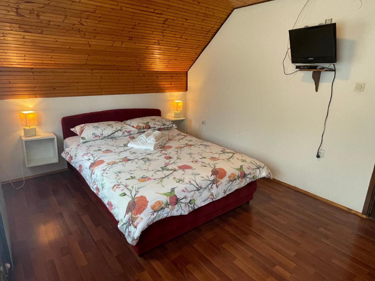 Apartment Plavo Oko Smoljanac Exteriér fotografie