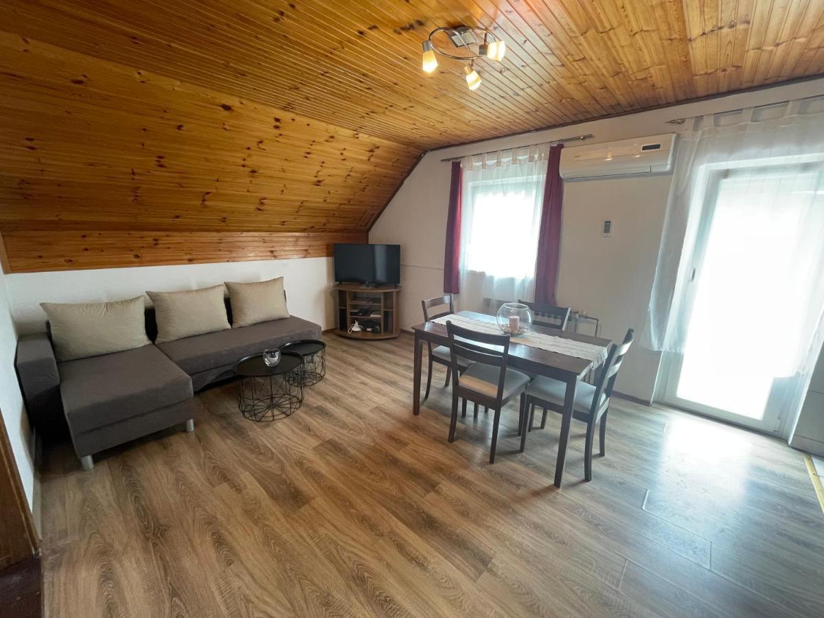 Apartment Plavo Oko Smoljanac Exteriér fotografie