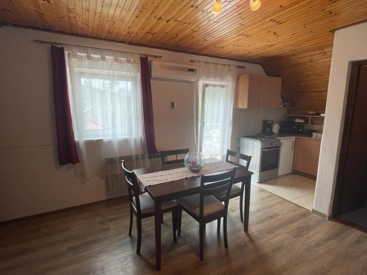 Apartment Plavo Oko Smoljanac Exteriér fotografie